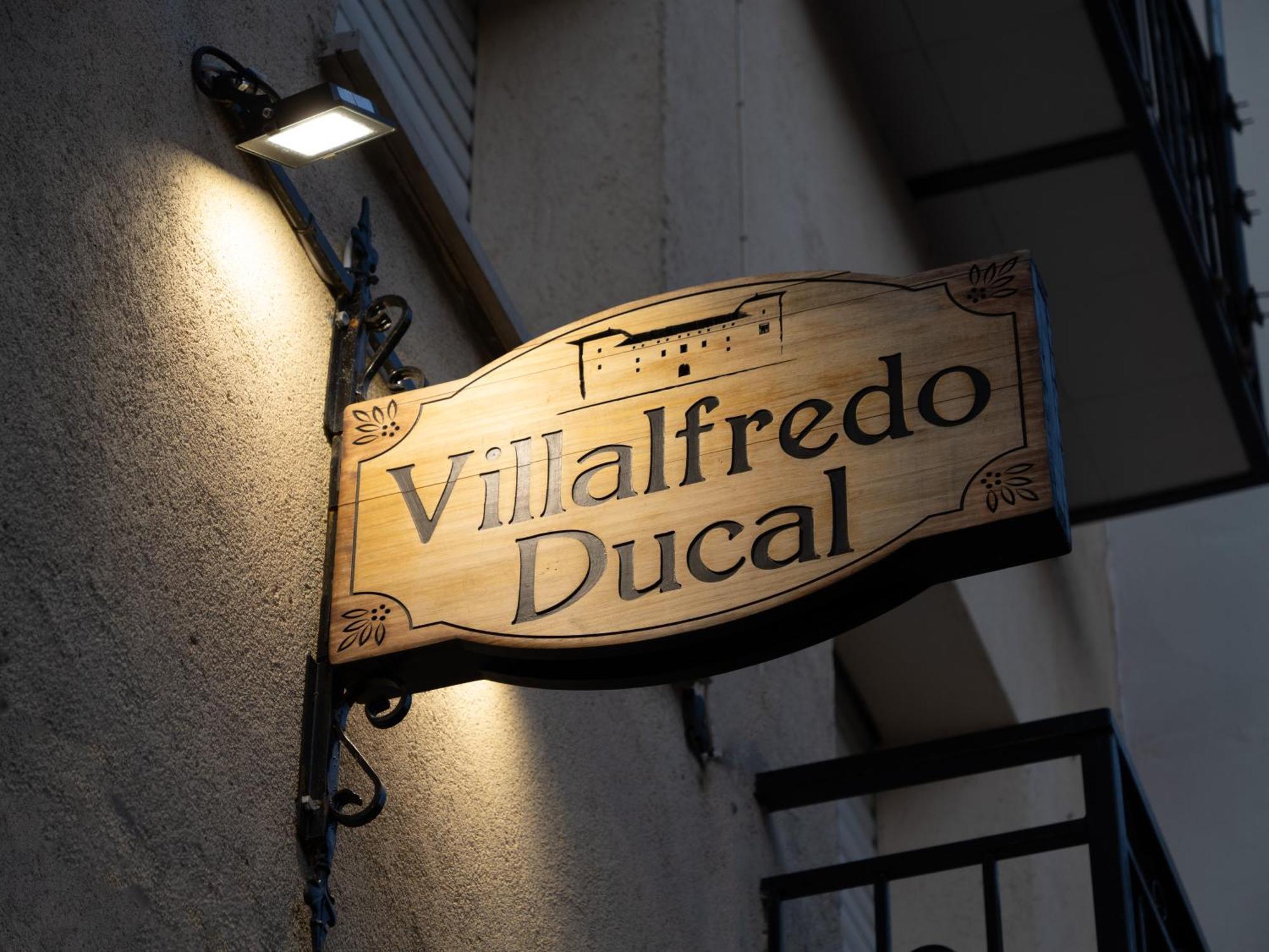 Villalfredo Ducal ปัสตรานา ภายนอก รูปภาพ
